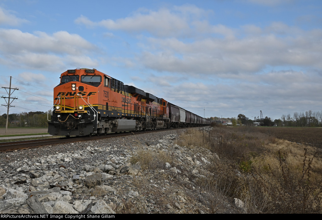 BNSF 7530